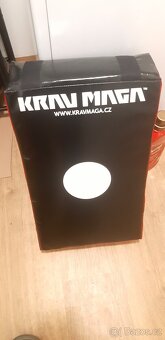 Krav Maga odražeč + činky - 1