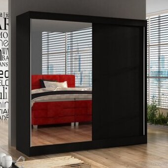 Šatní skříň - V: 215 cm, Š: 200 cm, H: 58 cm