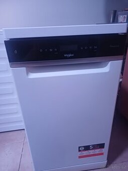 Myčka Whirlpool WSFO 3O23 PF