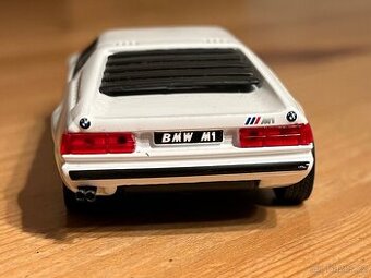 BMW M1 deAgostini