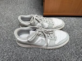 Boty NIKE DUNK LOW grey/white vel. 44