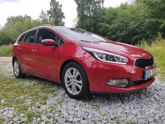 Kia ceed 1.6 gdi 99kw r.v.2015