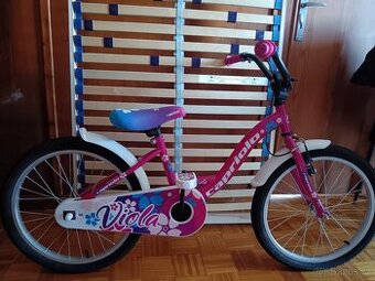Dívčí kolo velikost 20