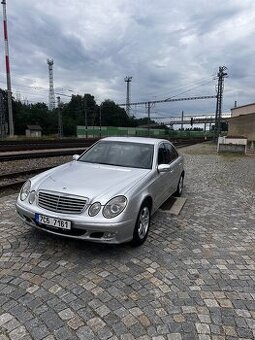 Mercedes Benz E270 CDI 130 KW
