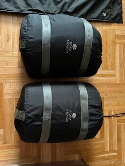 2x spacák JRC 1x nepromokavý přehoz JRC  přes spacák