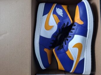 Air Jordan 1 Mid, Lakers
