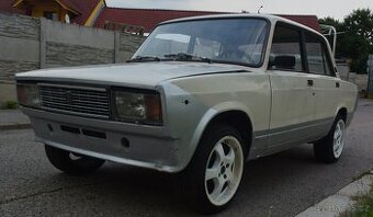 LADA 2105 HOBBY