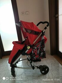 Prodám levně italský sportovní kočárek ve výborném stavu