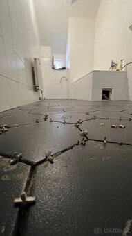 Dlažba - černý šestiúhelník (hexagon)