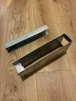 Držáky podhrabové desky Zn - 300mm, 2x koncový, 15x průběž.