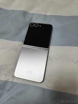 Samsung Galaxy Z flip6