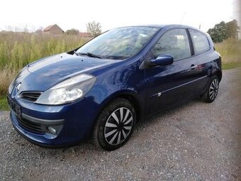 RENAULT CLIO III., 1,2-16V BENZIN 55 KW  ZA 39000 KČ