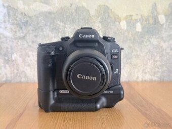 Filmová zrcadlovka CANON EOS 30V