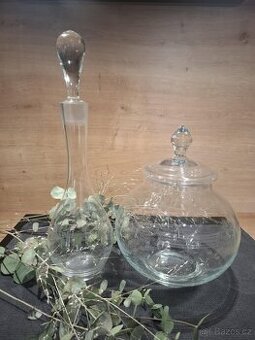 Sada broušené karafy a nádoby na punč