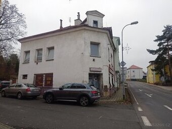Dům s byty a provozovnou