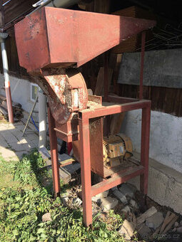 Prodám šrotovník na obilí