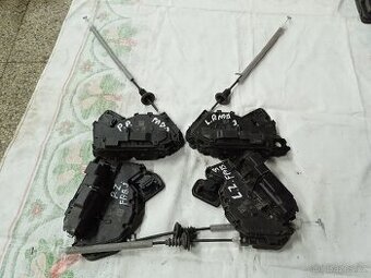 Zámky a kliky dveří Fabia 3 combi.