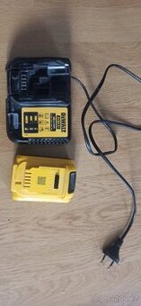 Nabiječka DeWALT DCB112