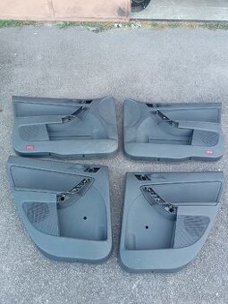 Škoda Yeti tapecirunk dveří - 1