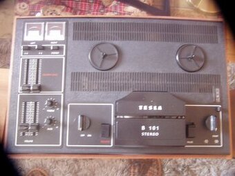 Tesla B 101 Stereo.