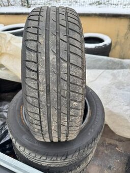 4ks letní 185/60 R15 75% komplet 999,-
