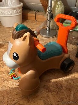 Odrážedlo kůň Fisher Price