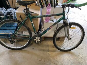 Starší horské kolo 26”, 21 převodů