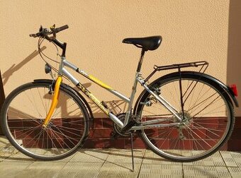 Málo používané dámské kolo