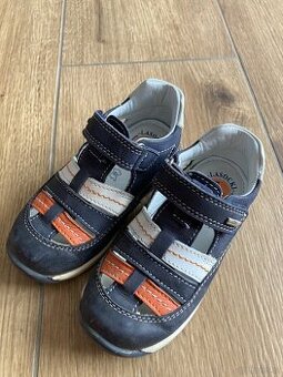 Sandále chlapecké 23