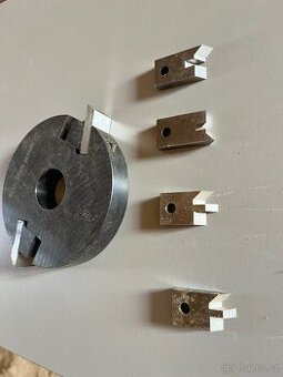 Univerzální frézovací hlava na výměnné nože + sada 3 profily