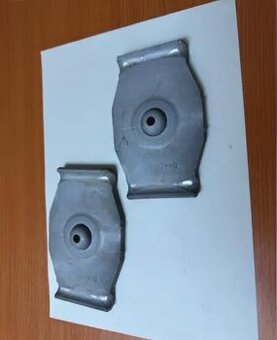 Nové originální držáky třmenů listového pružiny z Citroenu