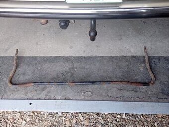 Stabilizátor, torzní tyč přední nápravy Mercedes Benz W123