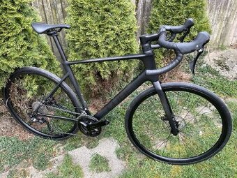 CUBE Attain carbon C:62 Race 2026 - ako nový v záruke
