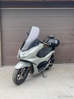 Honda pcx 125