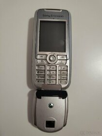 Mobilní telefon Sony ericsson K700i + foťák - 1