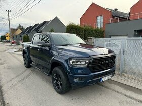 DODGE RAM LARAMIE OFFROAD PAKET 6 míst