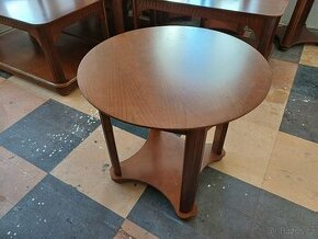 Kulatý stolek průměr 70cm masiv - 8ks
