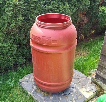 Sud na dešťovou vodu, výška 90 cm