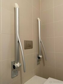 Madlo na WC pro invalidy - 1
