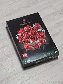 LEGO Botanicals 10328 Kytice růží