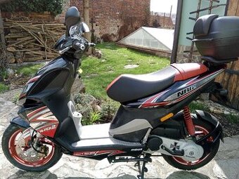 Prodám skůtr Piaggio nrg 50 - 1