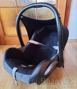 Autosedačka s isofixem MAXI-COSI.