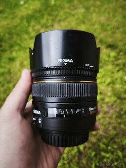 Sigma 30mm f/1,4 EX DC HSM pro Canon
