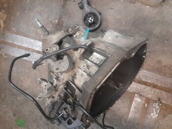 Nissan Qashqai 1.5 DCI 78kW převodovka kód TL4