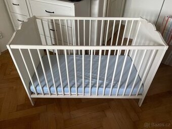 Dětská postýlka Ikea s matrací