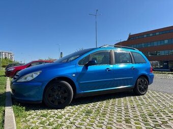 Peugeot 307 kombi 1.6, 80 kW, nová STK, tažné, 2 sady kol
