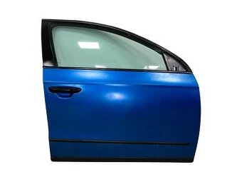 Pravé přední dveře L115 fólie LF5M VW Passat B6 kombi 2 2007
