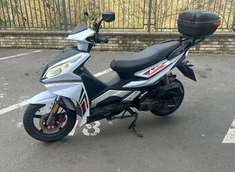 Pronajem skútru - rozvoz/ delivery