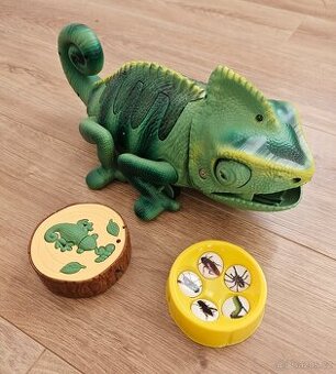 MAC TOYS chameleon