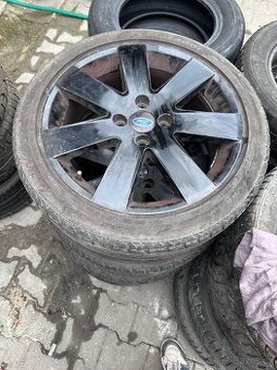 Alu kola Ford 4x108 R17 s letnimi pneu